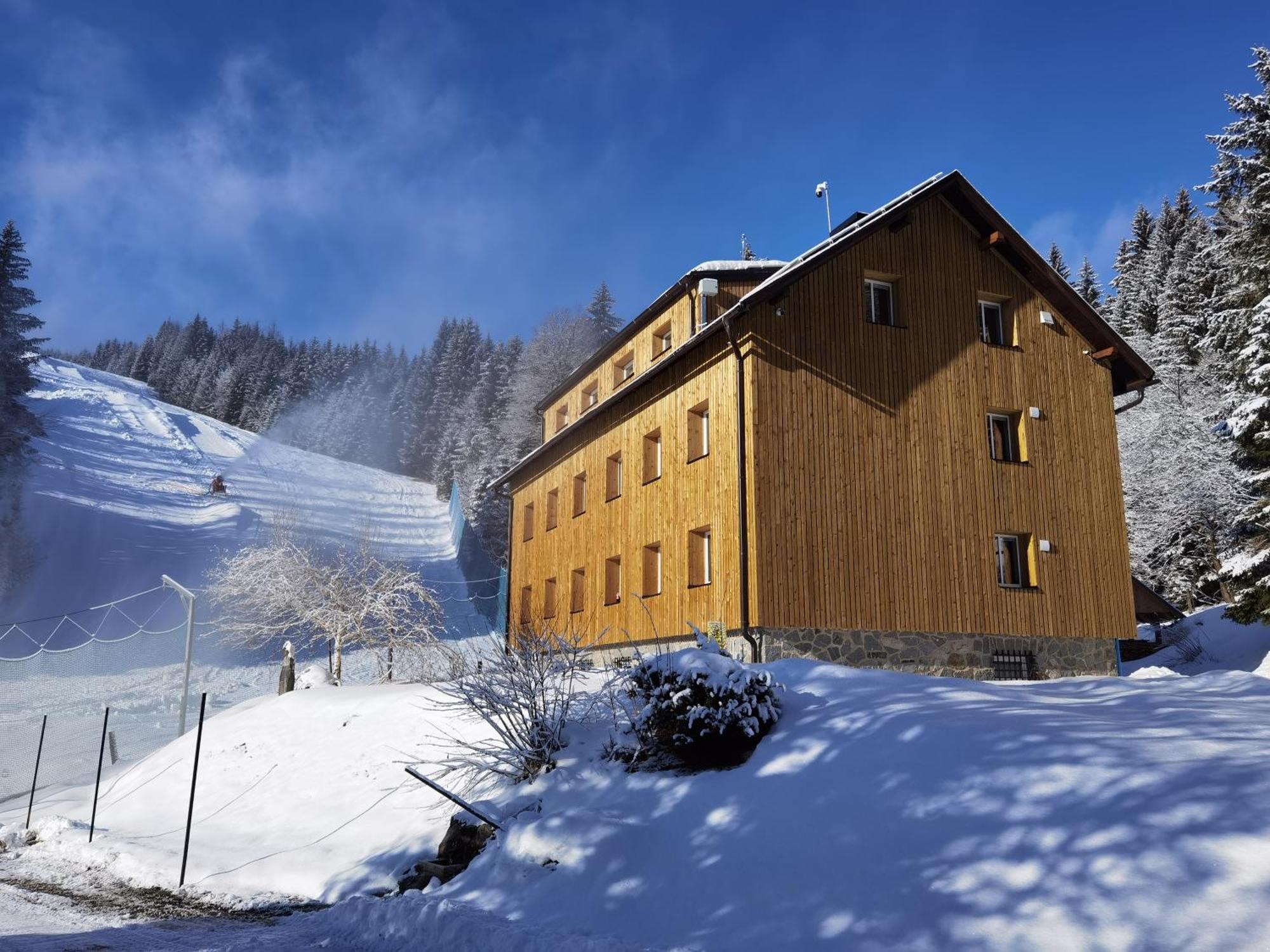 Apartments Rogla Jurgovo - Ski In Ski Out Lukanja Dış mekan fotoğraf