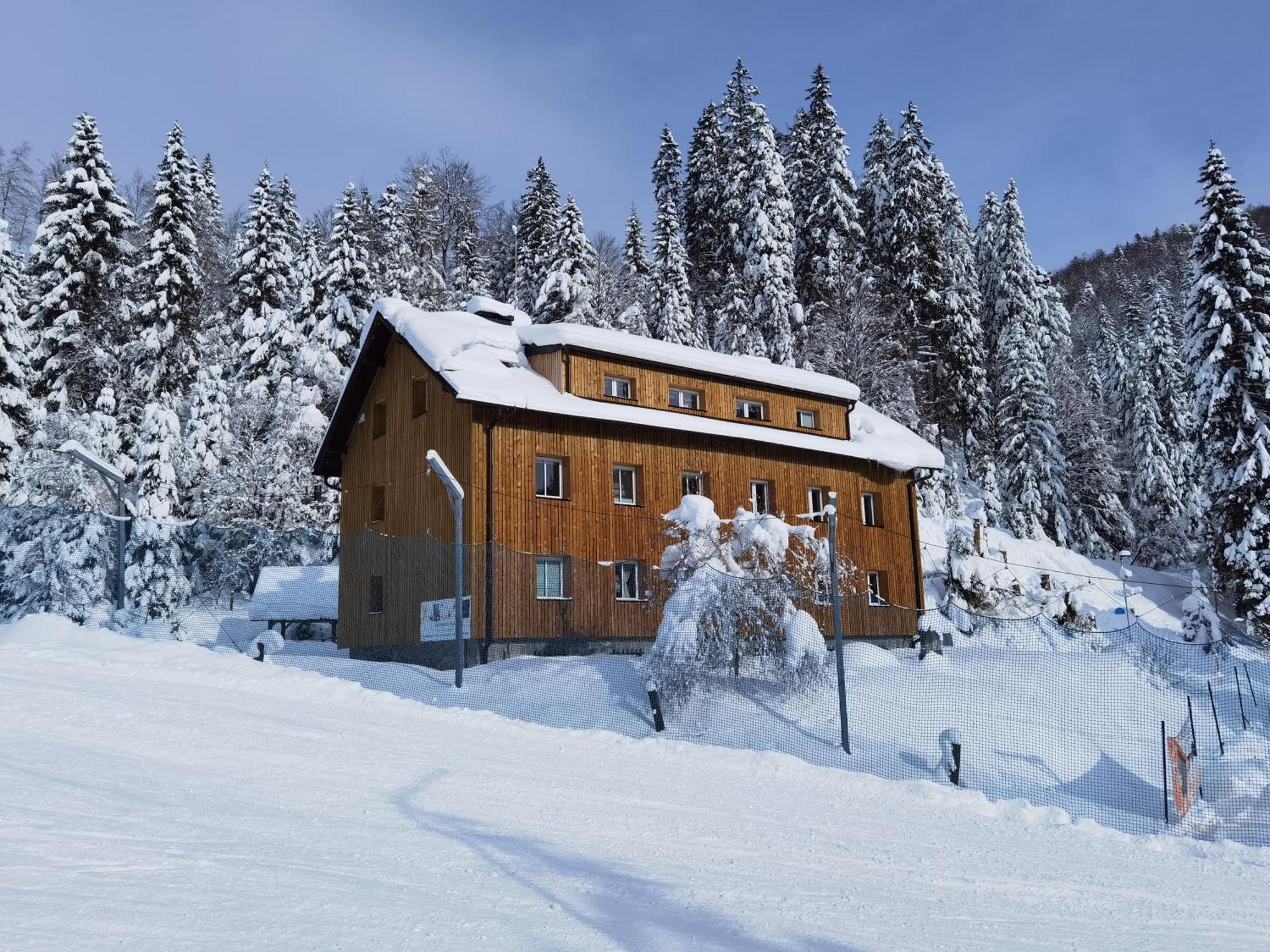 Apartments Rogla Jurgovo - Ski In Ski Out Lukanja Dış mekan fotoğraf